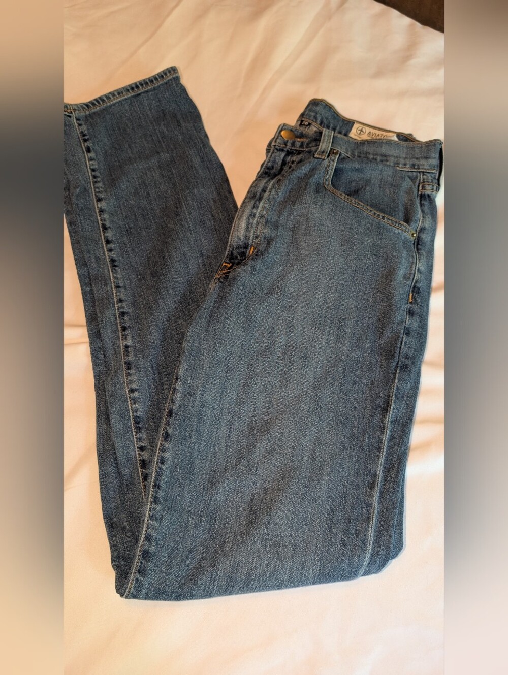 Women's Aviator Relaxed Boyfriend Jeans in Medium Blue Denim size 26